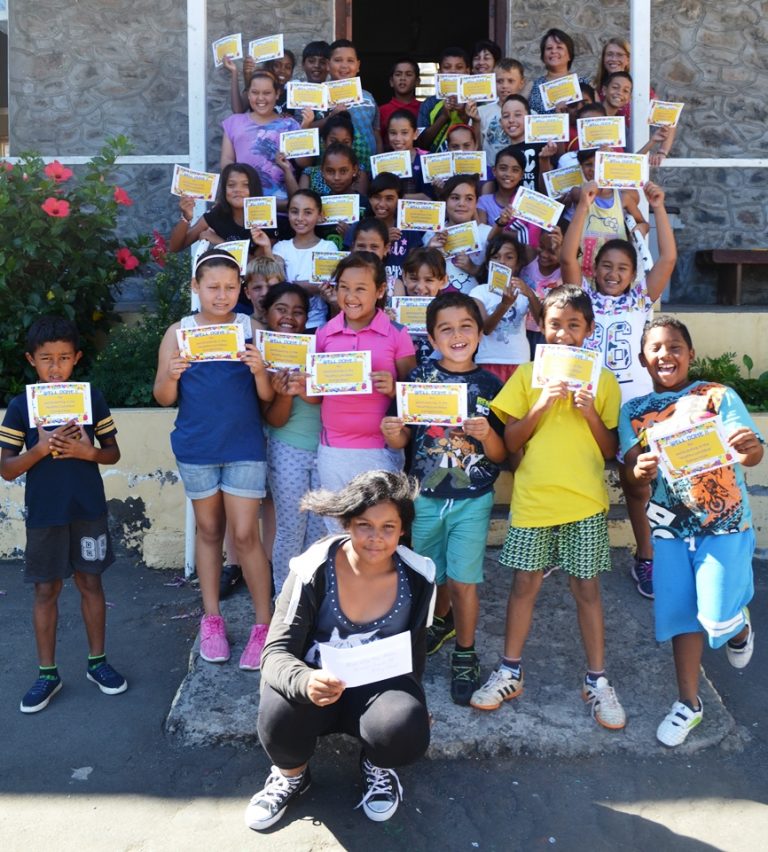 ‘HEALTHY AND REALISTIC’ ISLAND PRIMARY SCHOOLS GET STUCK IN TO THE