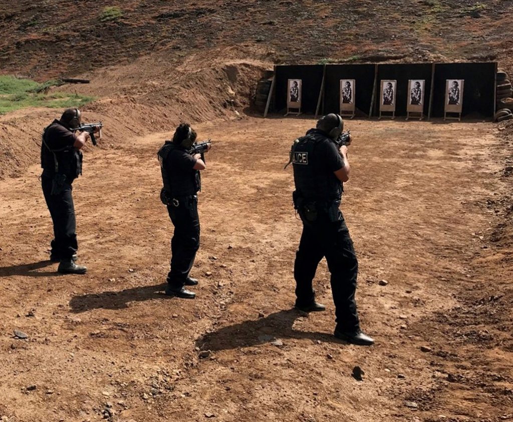 Police-Live-Firing-At-Cox-Battery